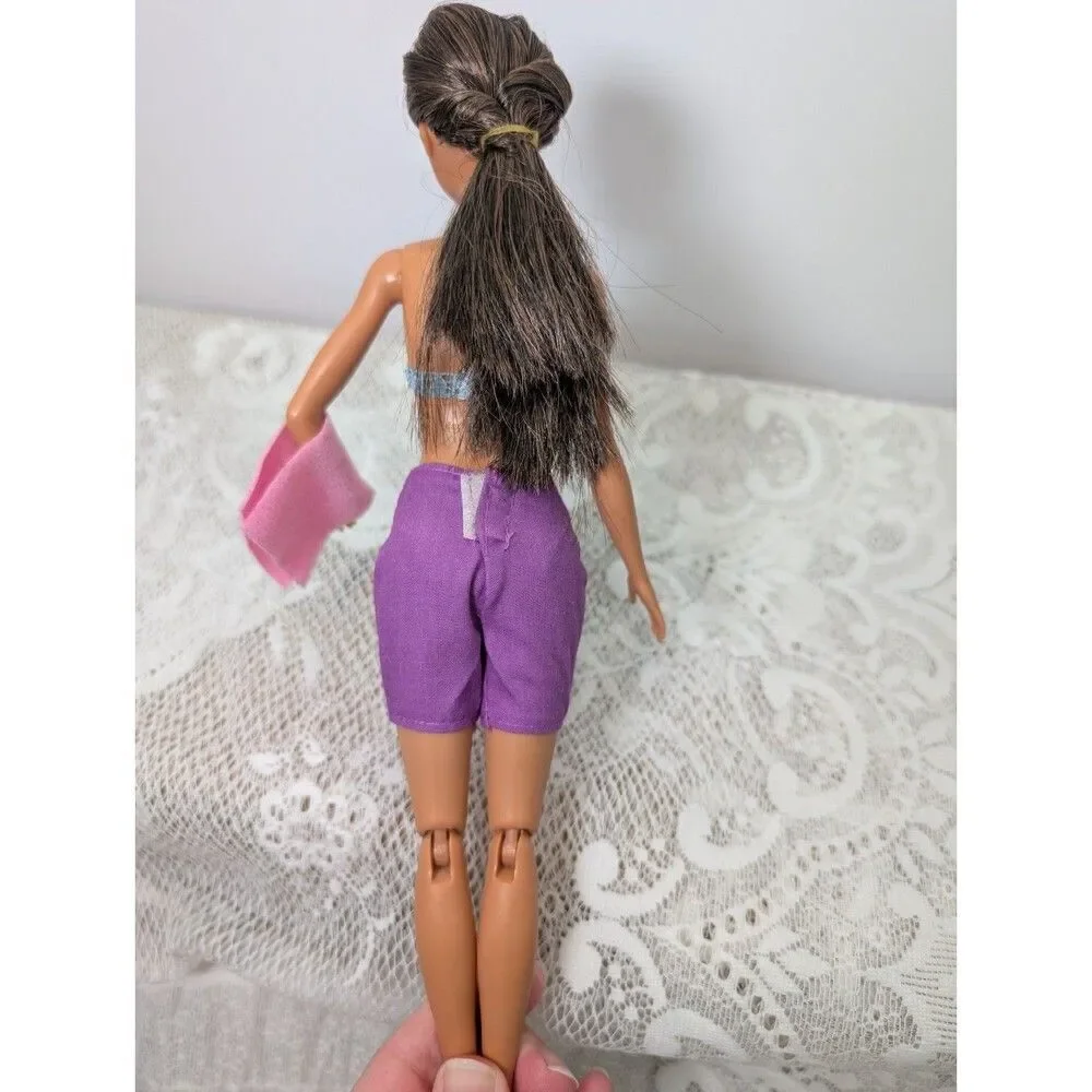 Barbie Fashionistas Doll #111 – Articulated Knees & Flat Feet (GDJ39) Brunette